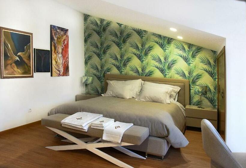 Номер Стандарт с Балконом, Family House Cup