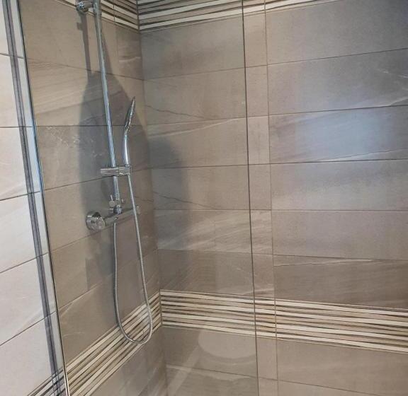 Номер Стандарт Индивидуальный, The Wheatsheaf Inn