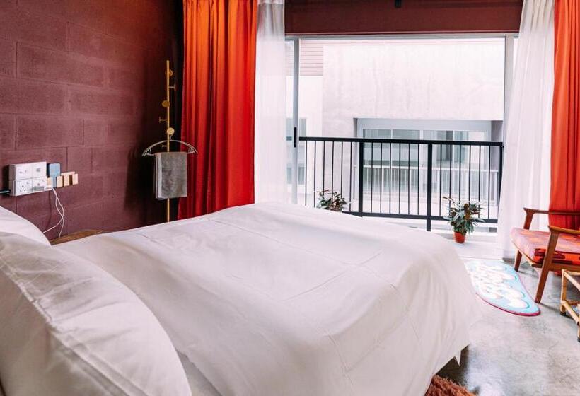 חדר סטנדרט עם מרפסת, Walkup To Siar  Children Not Allowed