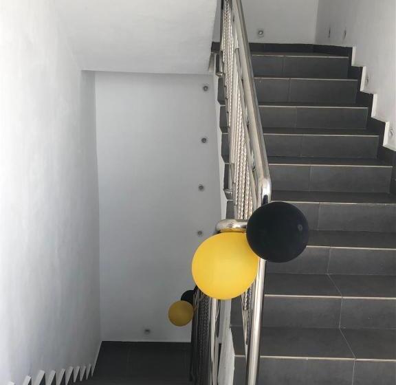 آپارتمان 2 خوابه, Le Majestic Toamasina