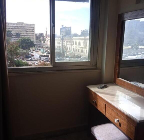 اتاق لوکس یک تخته, Regency