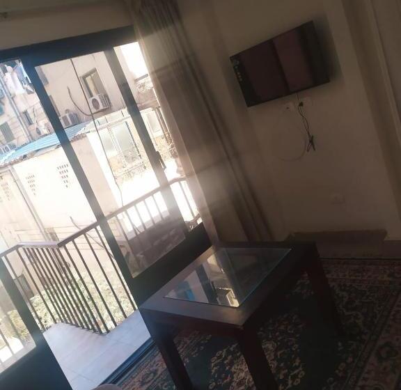 اتاق لوکس, Regency