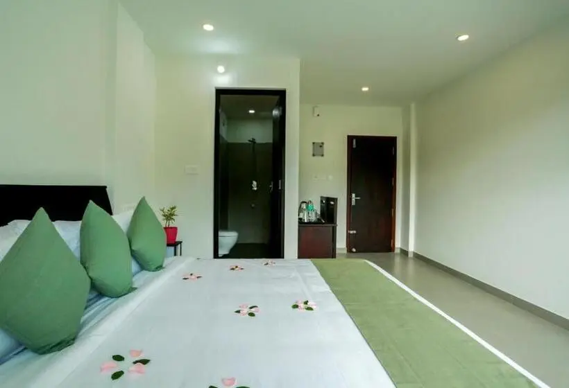 Chambre Supérieure Lit King Size, Satra Wayanad
