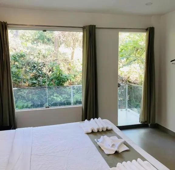 Chambre Deluxe avec Balcon, Satra Wayanad
