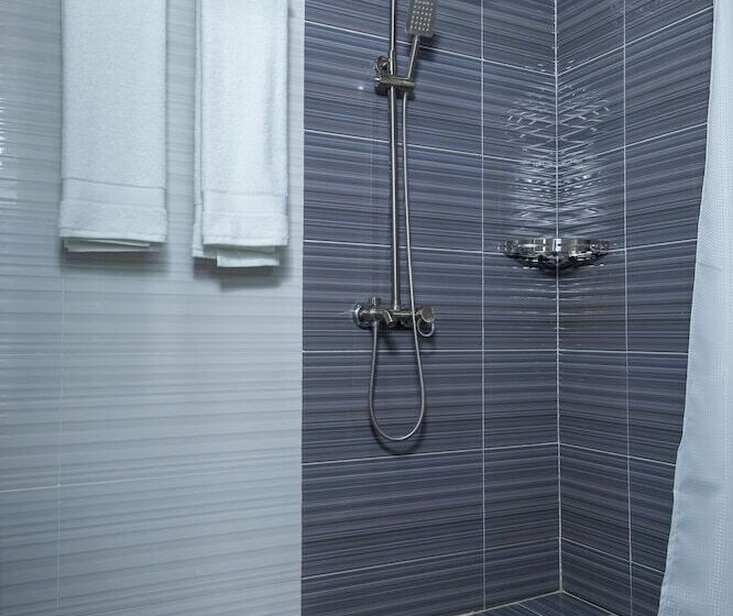 Habitació Deluxe, The Time