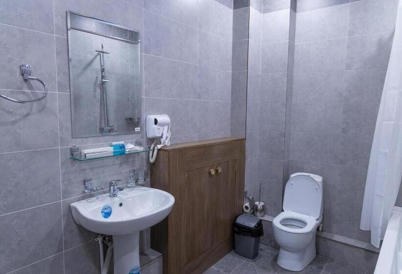 Suite Llit King, The Time