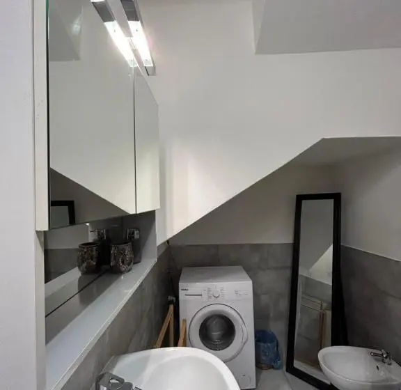 Standard-studio, Casa Agnese