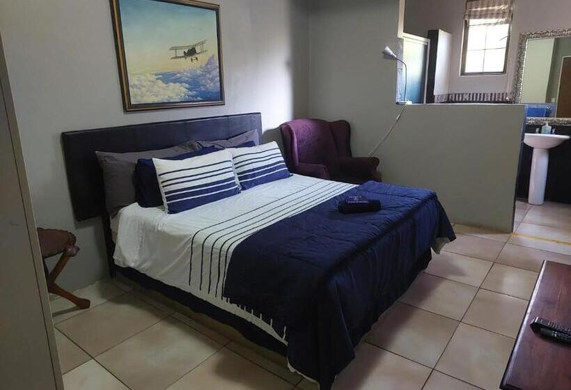 디럭스 룸, Garrett B&b