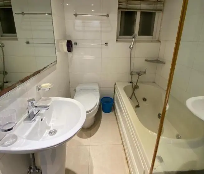 エコノミー４人部屋, Dalgona Guesthouse