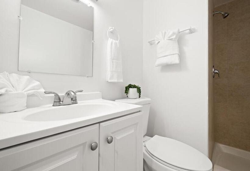 إستوديو قياسى, Sunset Inn South Miami