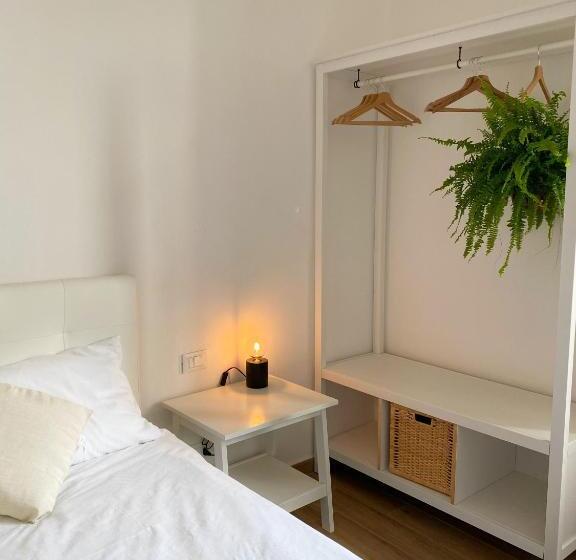 اتاق استاندارد, B&b La Locanda Chic