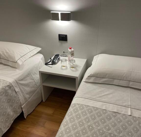 スタンダードシングルルーム, Albergo Ligabue