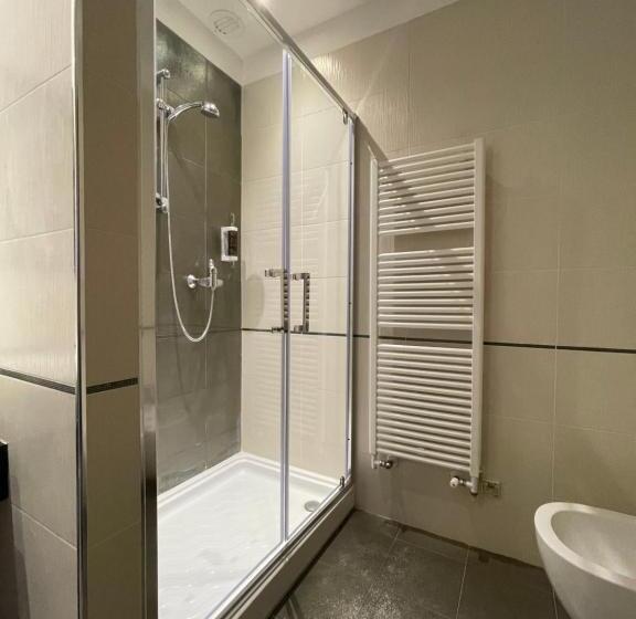 スタンダード４人部屋, Albergo Ligabue