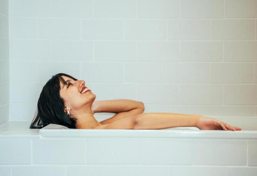 اتاق پرمیوم, Holiday Inn   Bordeaux Merignac, An Ihg