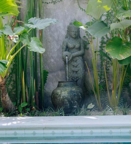 חדר דחוקס עם מיטת קינג, Jati Kuta Lombok