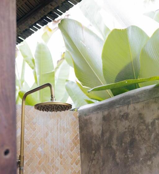 חדר דחוקס עם מיטת קינג, Jati Kuta Lombok