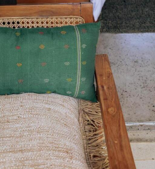 חדר דחוקס עם מיטת קינג, Jati Kuta Lombok