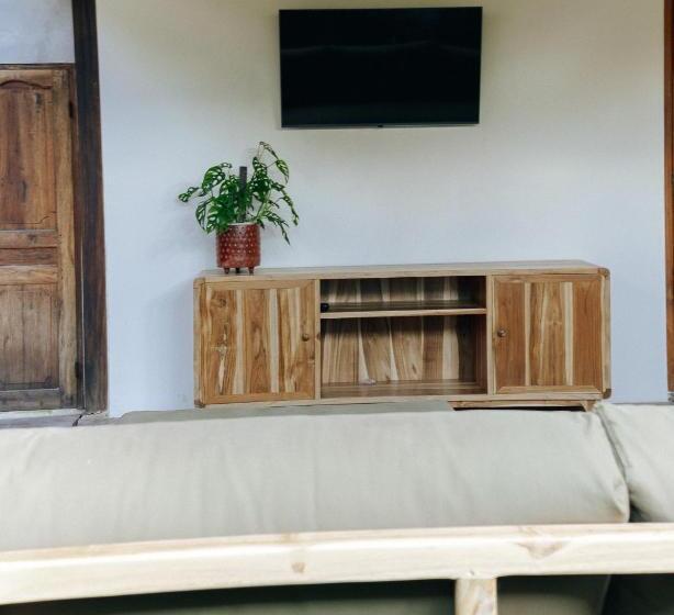 וילה בת 2 חדרי שינה, Jati Kuta Lombok