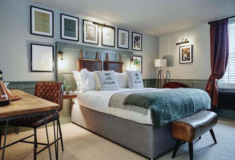 キングサイズベッドのスタンダードルーム, Kings Arms