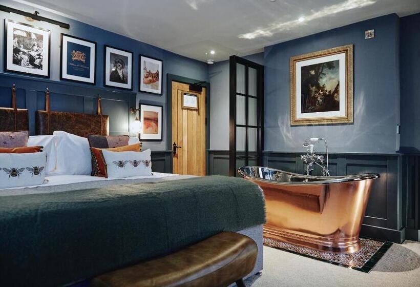 キングサイズベッドのスイートルーム, Kings Arms