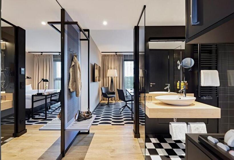 Quarto Superior, Légère Hotel Erfurt