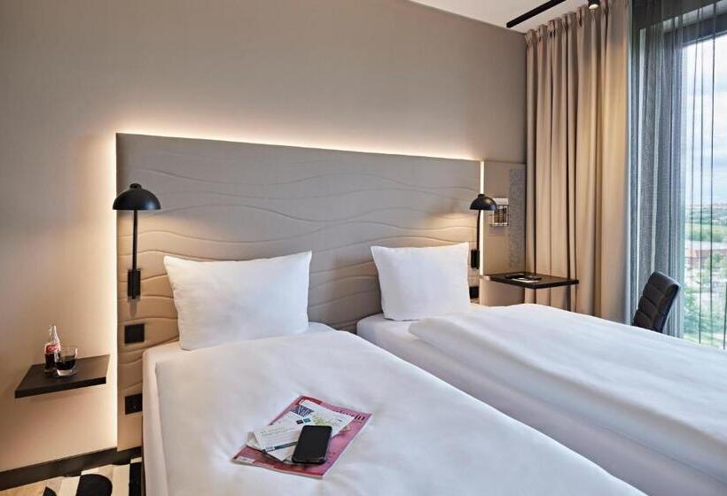 Quarto Estandar, Légère Hotel Erfurt