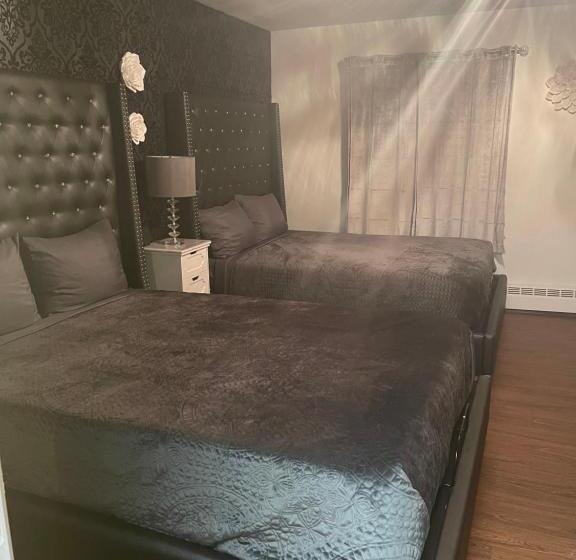 اتاق استاندارد, Red Lotus Inn