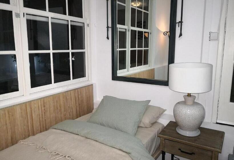 ルームシェアのワンベッド, Gato Azul   Coliving