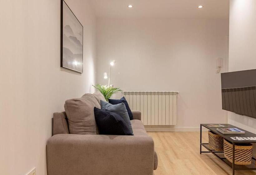 חדר סטנדרט חדר אמבטיה משותף, Room4you Oviedo By Asturias Holidays