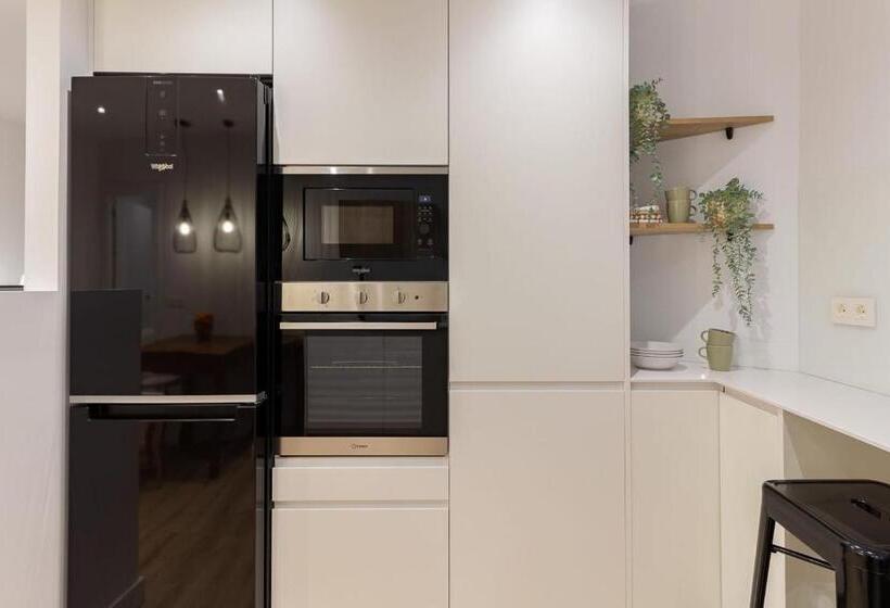 اتاق استاندارد با سرویس بهداشتی مشترک, Room4you Oviedo By Asturias Holidays