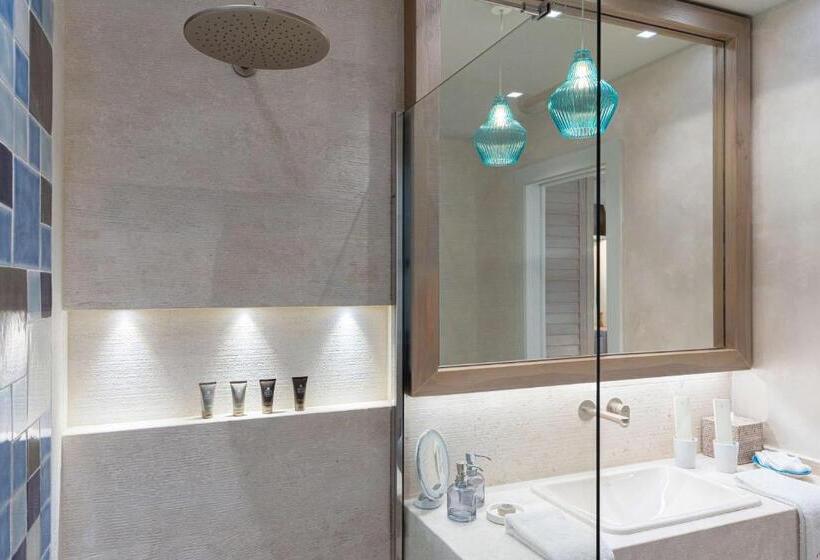 חדר דחוקס עם מיטת קינג, 7pines Resort Sardinia   A Destination By Hyatt