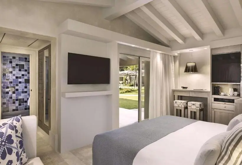キングサイズベッド、ビュー付きデラックスルーム, 7pines Resort Sardinia   A Destination By Hyatt