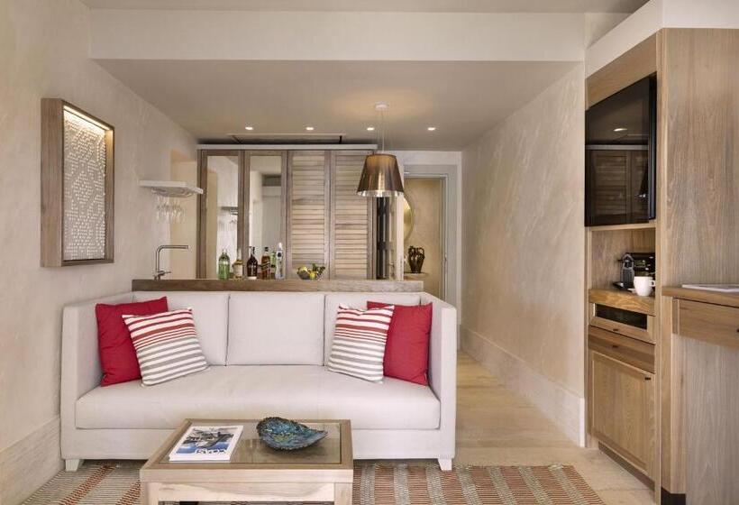 سوییت با چشم‌انداز دریا, 7pines Resort Sardinia   A Destination By Hyatt