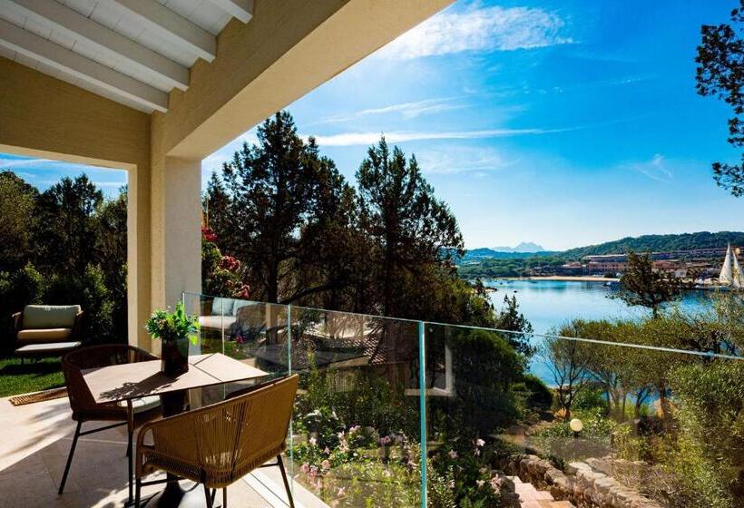 סוויטת ג'וניור נוף לים, 7pines Resort Sardinia   A Destination By Hyatt