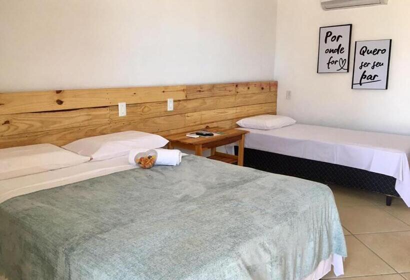 Номер Стандарт Трехместный, Leão Beach Pousada