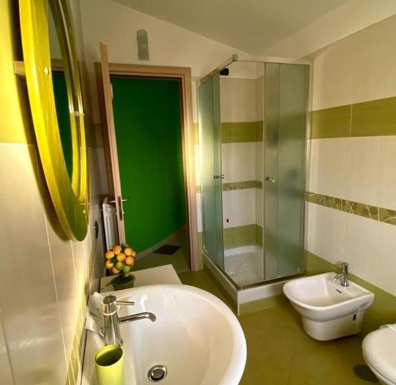 디럭스 4인 룸, Mariposa