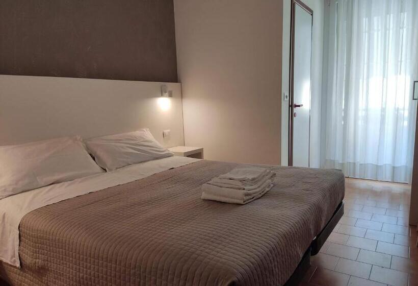 اتاق استاندارد با بالکن, Albergo Conca D Oro