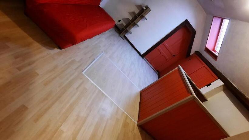 חדר סטנדרט, Le Lampedusa