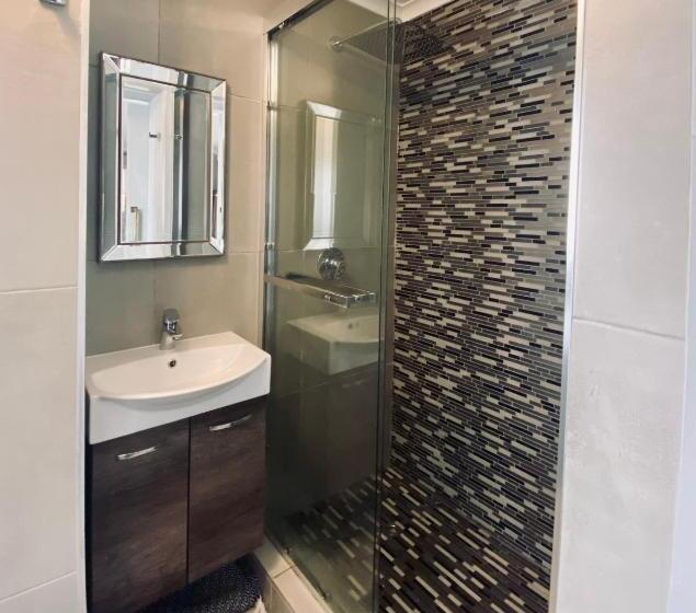 4인용 스탠다드 룸, Little Fern Self Catering