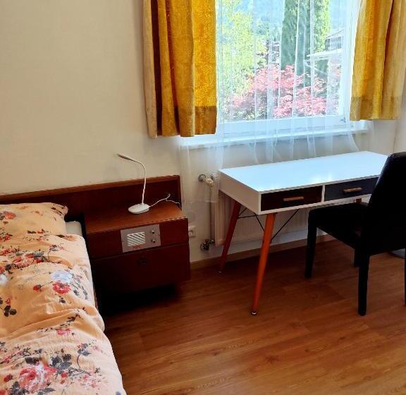 1 Bedroom Apartment Lake View, Villa Rauter
