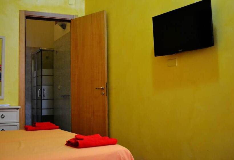 اتاق استاندارد سه نفره, B&b La Corte Lecce