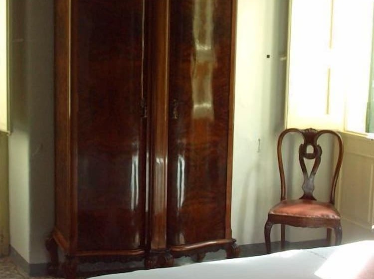 חדר סטנדרט לשלושה, B&b Palazzo Antonelli