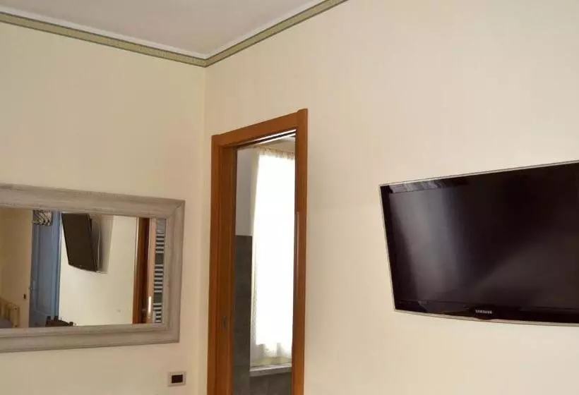 スタンダード4人部屋, B&b Residenza Marina