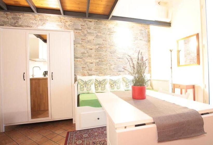 سوییت دوبلکس, Amenano Apartments