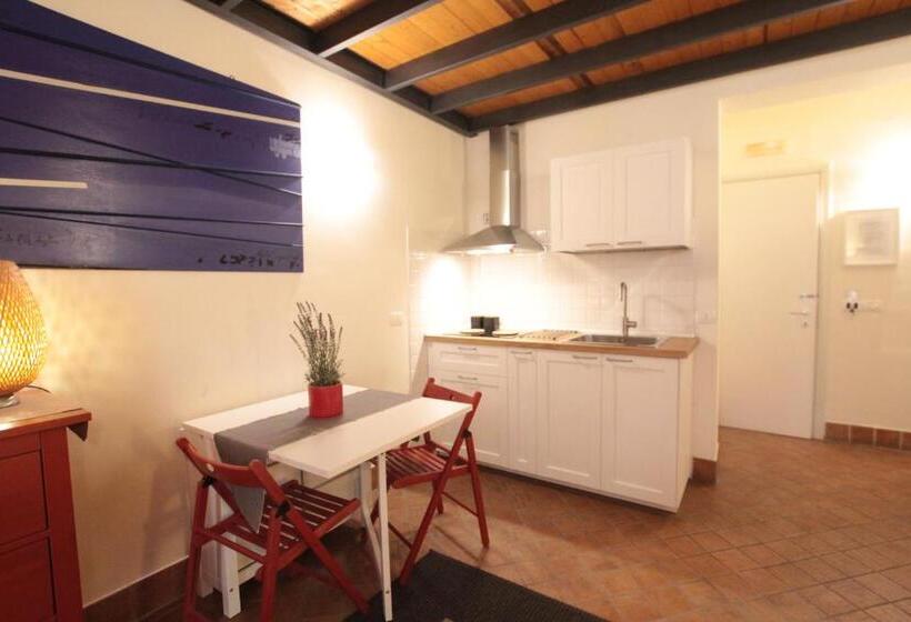 سوییت لوکس, Amenano Apartments