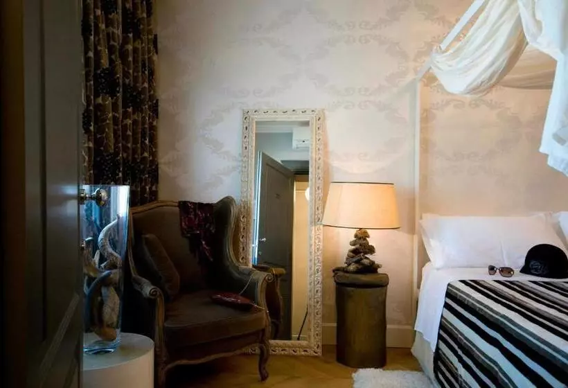 اتاق استاندارد, Casadodici Boutique