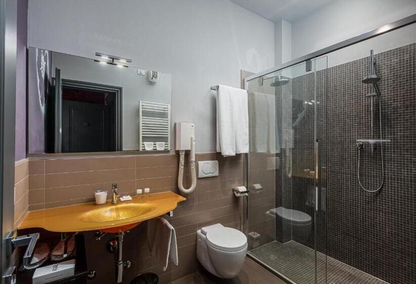 带阳台的高级房间, Casadodici Boutique