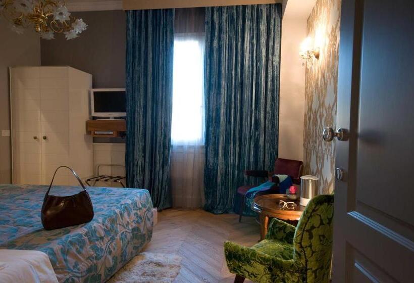 Номер Deluxe, Casadodici Boutique