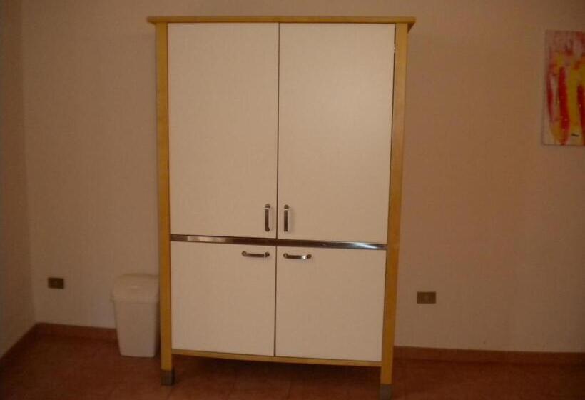 标准工作室带阳台, Teatro Massimo