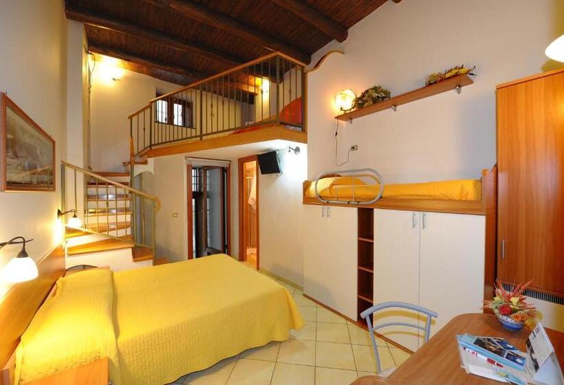 اتاق استاندارد چهار تخته, Me.fra Camere